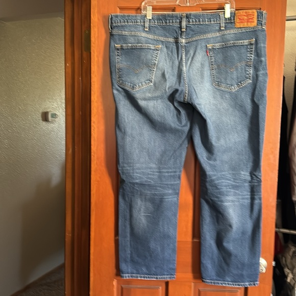 Levi’s Men’s 541 Size W:46” L:29” Inseam. Athletic Fit Jeans - Picture 2 of 6